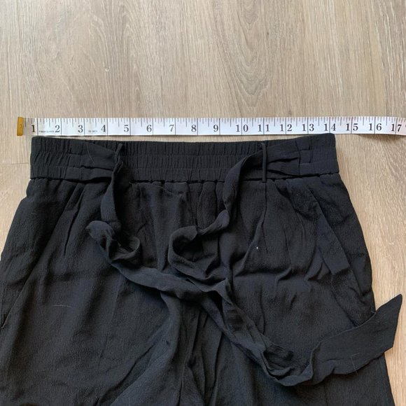 Black Wilfred GEORGETTE SHORT with tie - Picture 2 of 5